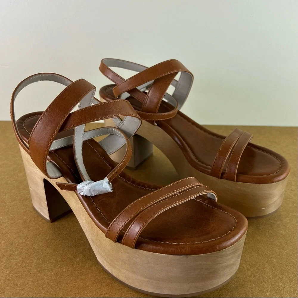 NEW PAIGE BROWN LEATHER CLOG SANDALS - Picture 2 of 12